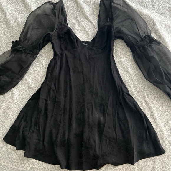 For love and lemons mini dress - Picture 3 of 6